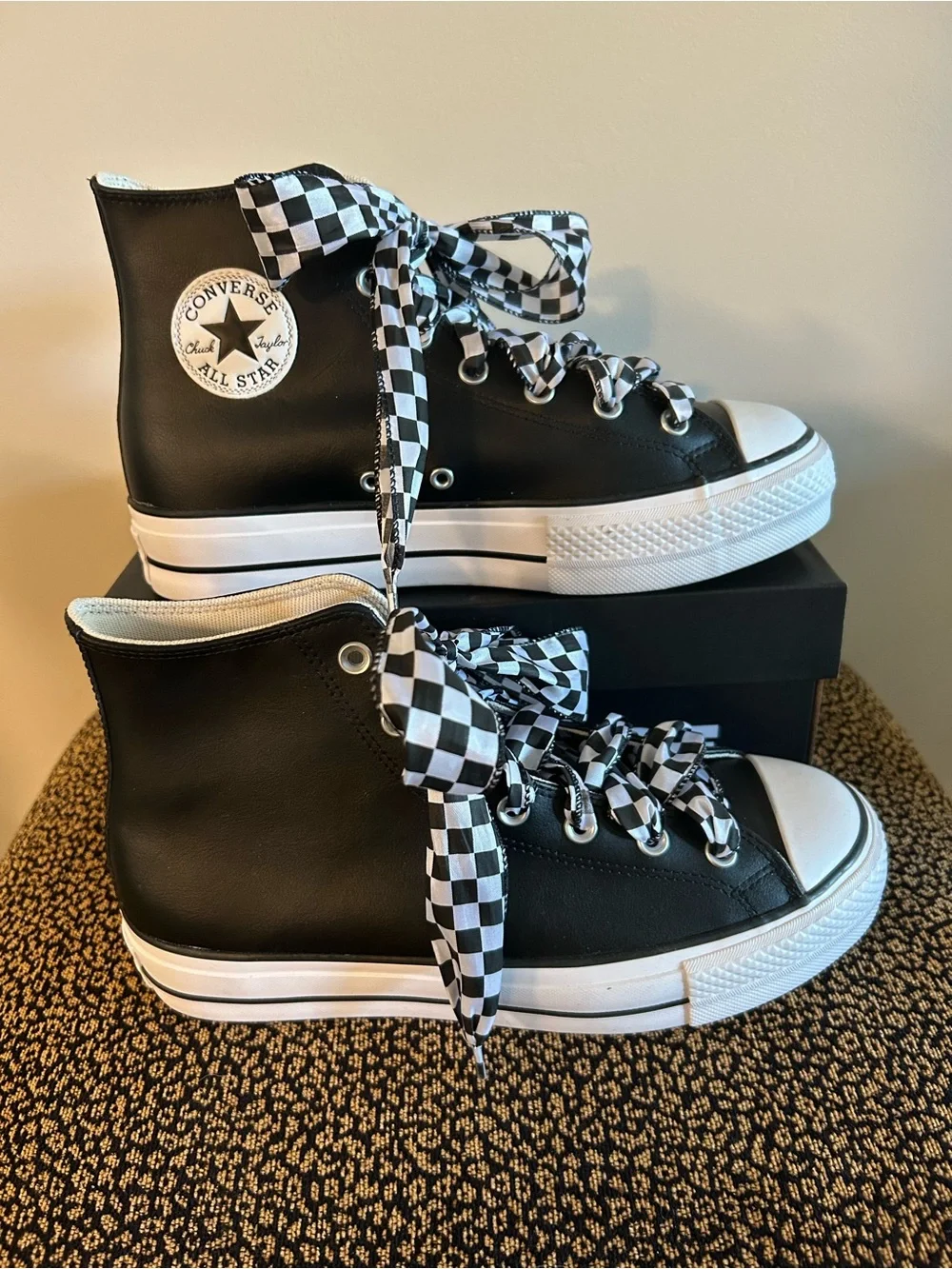 EUC Converse Leather Black High-Top Platform w Bonus Checkerboard Ribbon Laces